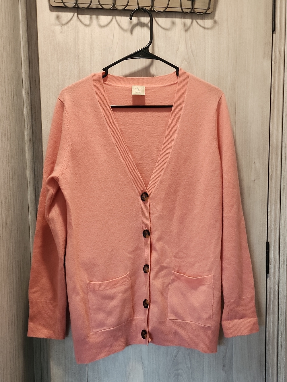 Olivia & Grace 100% Cashmere Peach Button Front Cardigan Sweater